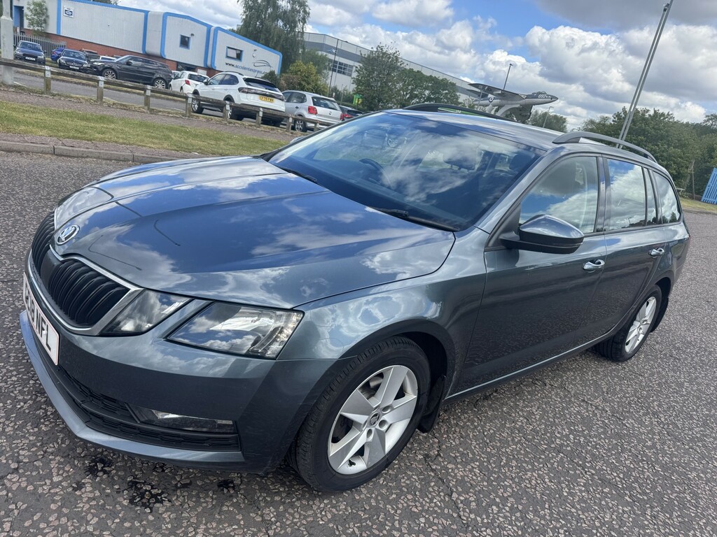 Skoda Octavia 1.6 Tdi Se 2018 GC18NFL Grey #2