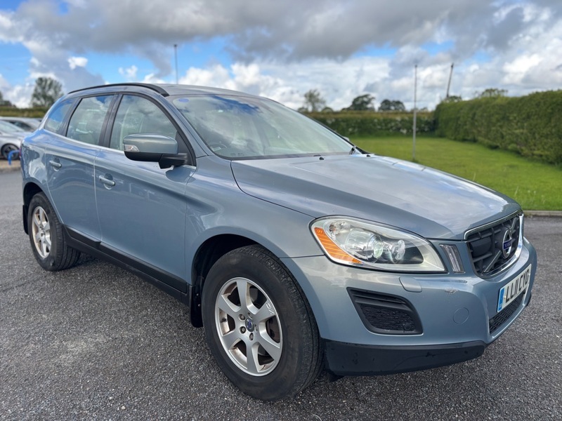 Volvo XC60 D5 Se Awd Geartronic Blue #6