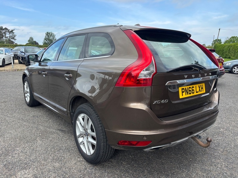 Volvo XC60 D4 Se Lux Nav PN66LXH Brown #2