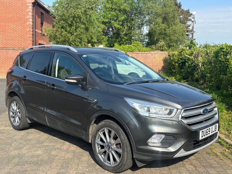 Ford Kuga Titanium Edition Grey