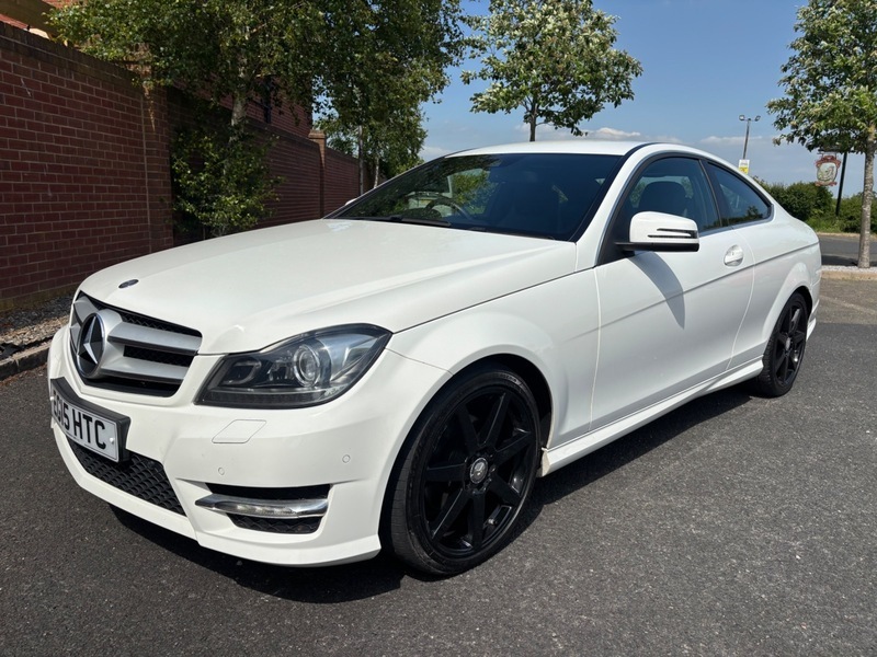 Mercedes-Benz C Class C220 Cdi Amg Sport EG15HTC White #2