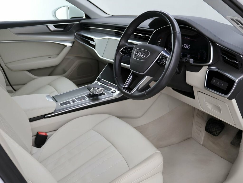 Audi A6 Saloon 2L Sport MK22ATU White
