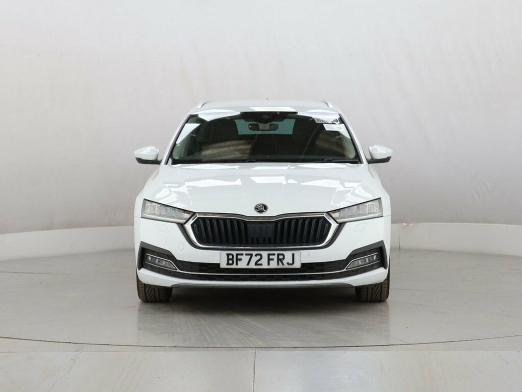 Skoda Octavia 1.5L Se L White #3