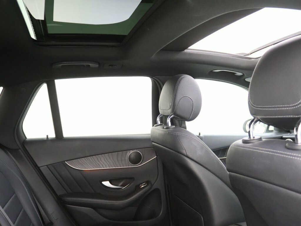 Mercedes-Benz GLC Class 2L Amg Line ET19AMO White #2