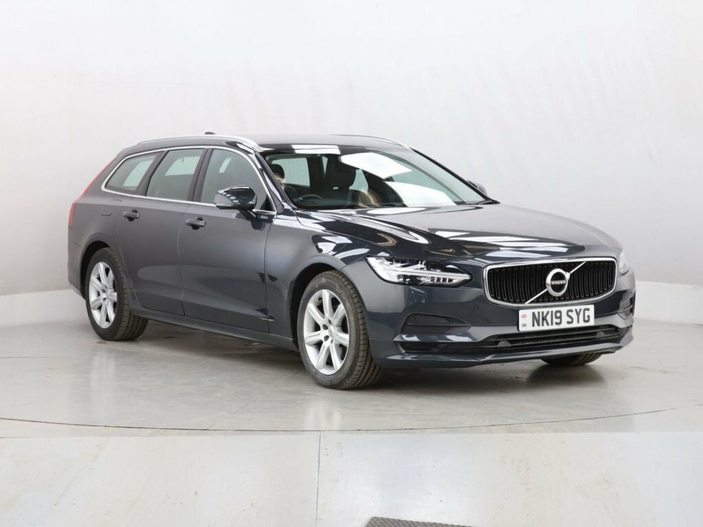Volvo V90 2L Momentum Grey