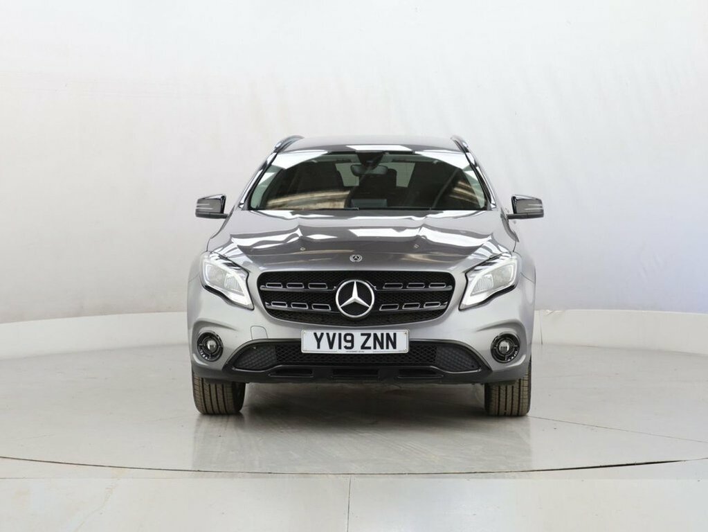 Mercedes-Benz GLA Class 1.6L Urban Edition YV19ZNN Grey #2