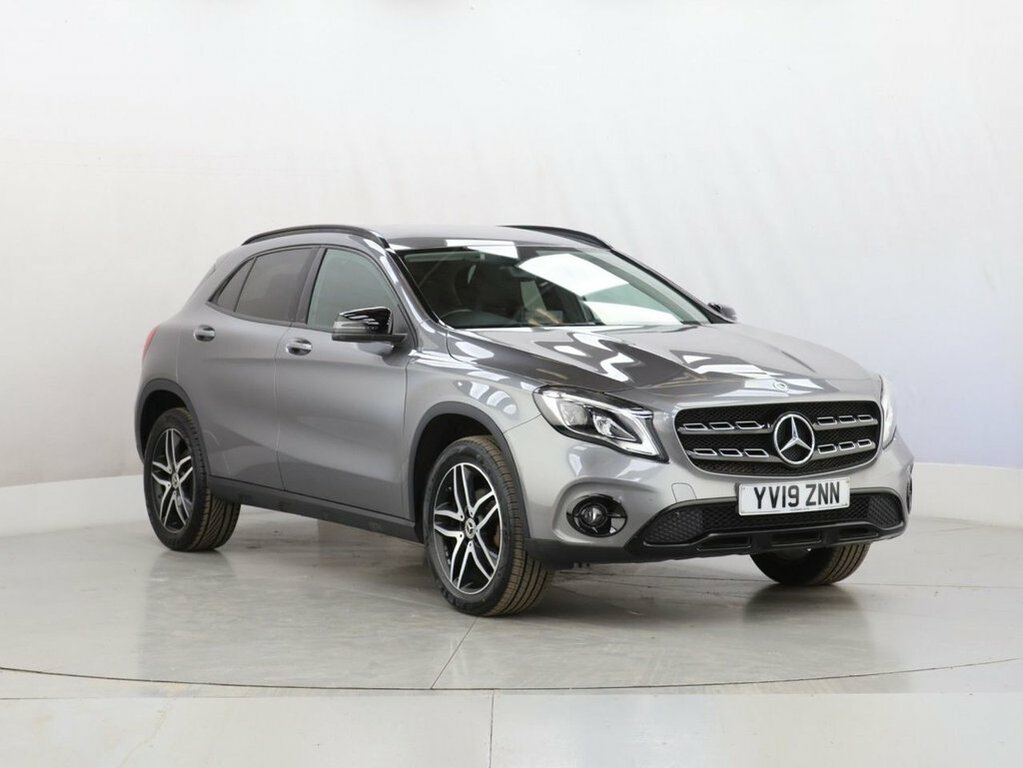 Mercedes-Benz GLA Class 1.6L Urban Edition YV19ZNN Grey