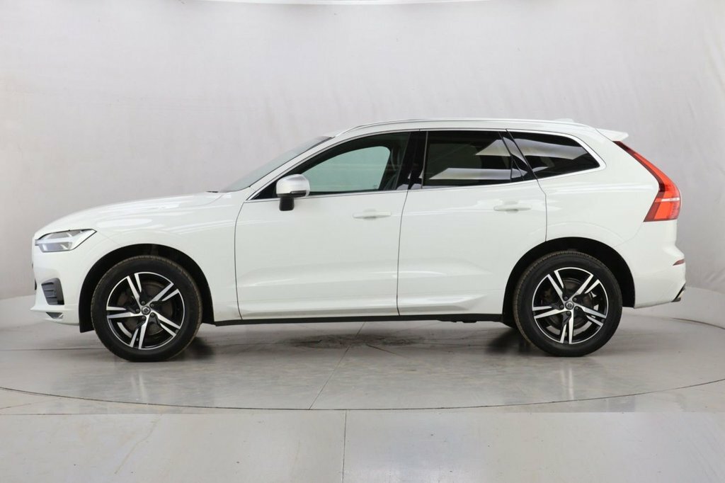 Volvo XC60 2L R-design SN18UYH White #5