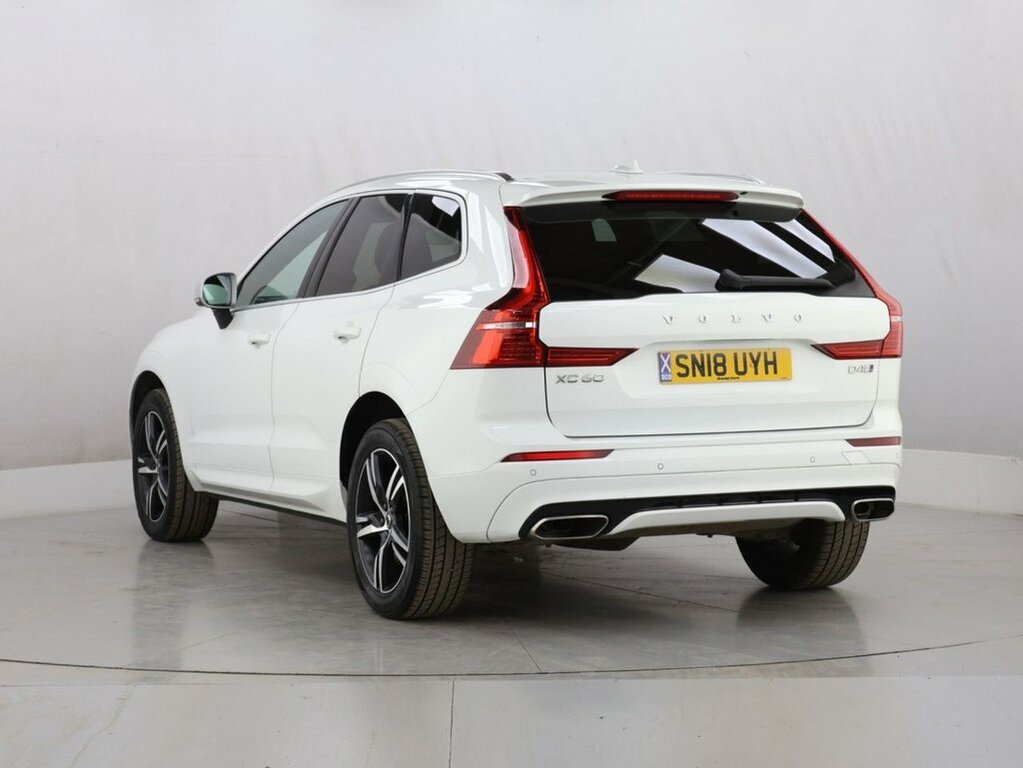 Volvo XC60 2L R-design SN18UYH White #6