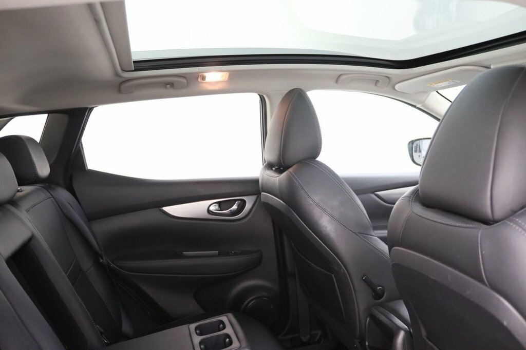 Nissan Qashqai 1.2L Tekna BG18KWS Black