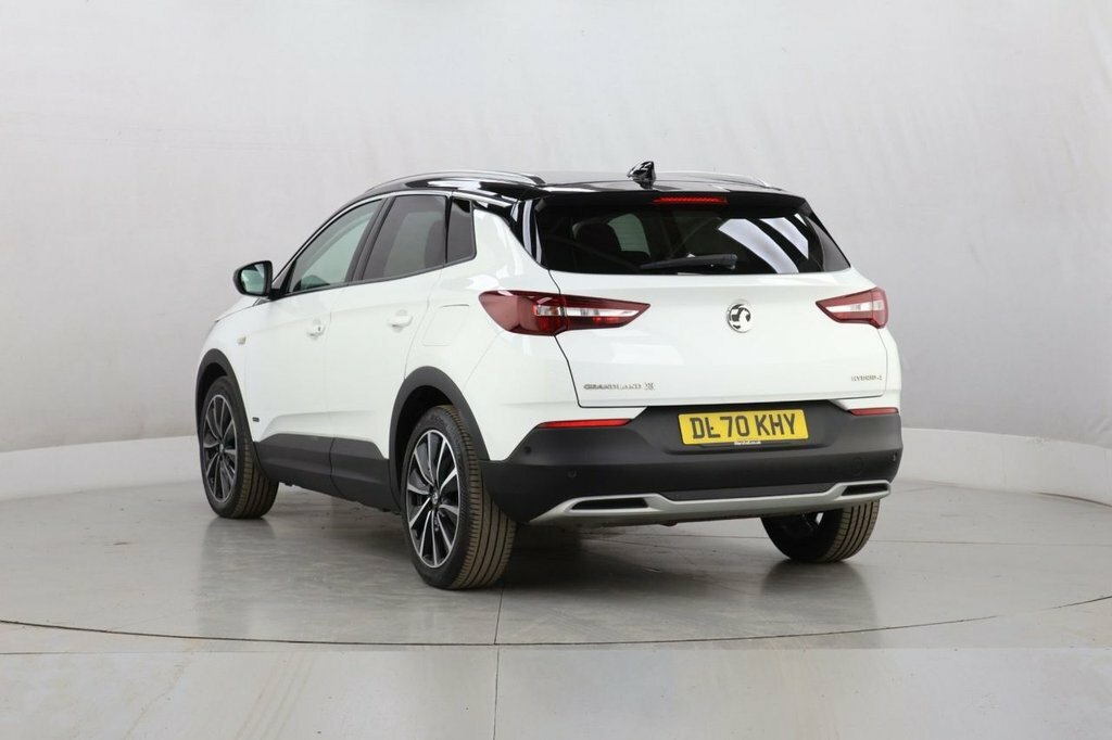 Vauxhall Grandland X 1.6L Business Edition Nav Premium DL70KHY White #6