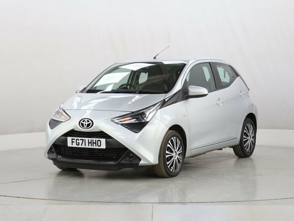 Toyota Aygo 1L X-play FG71HHO Silver #3