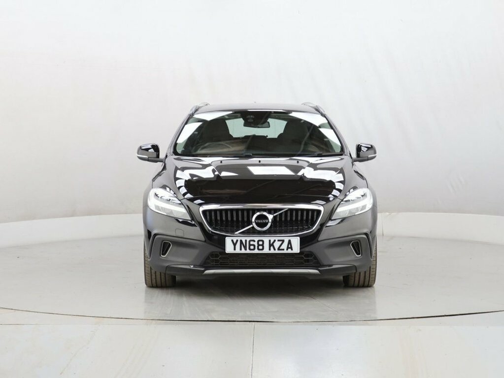 Volvo V40 Cross Country 1.5L Nav Plus YN68KZA Black #3