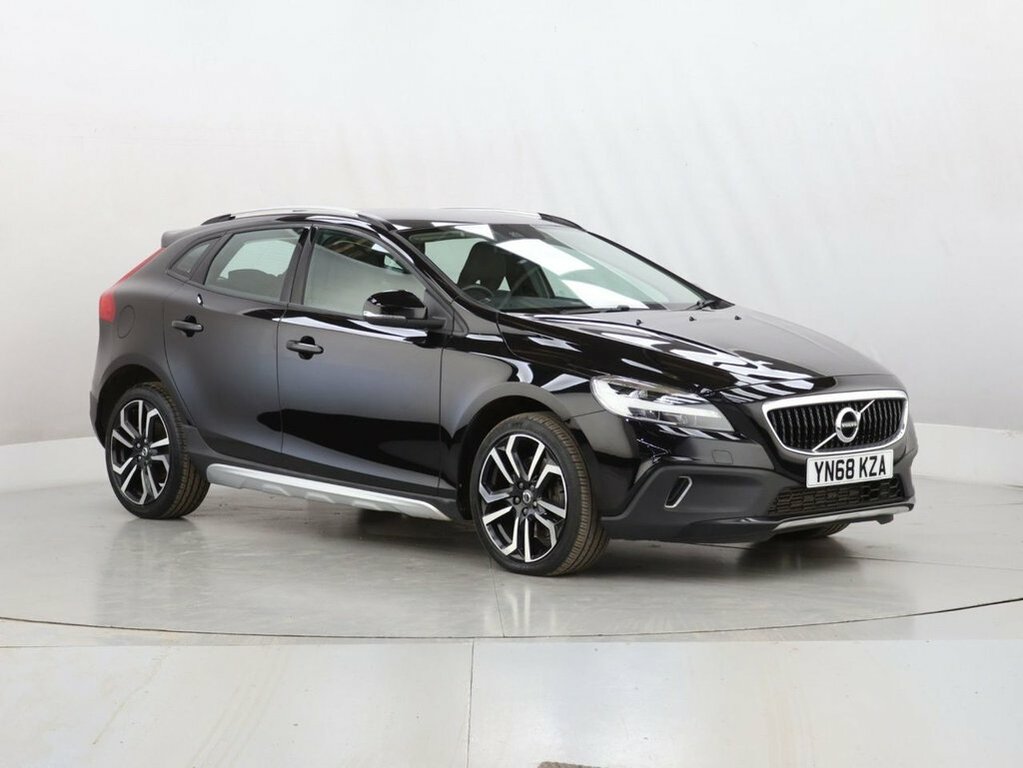 Volvo V40 Cross Country 1.5L Nav Plus Black
