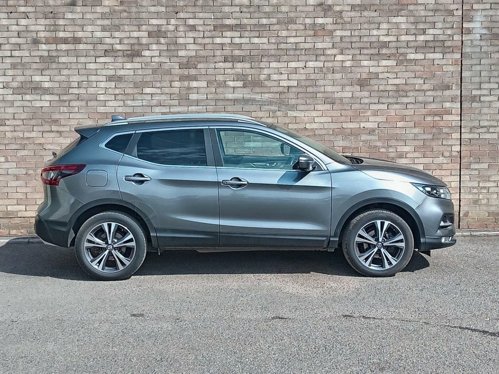 Nissan Qashqai 1.6L N-connecta Grey #4