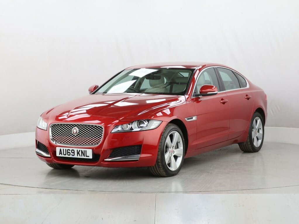 Jaguar XF 2L Portfolio AU69KNL Red #5