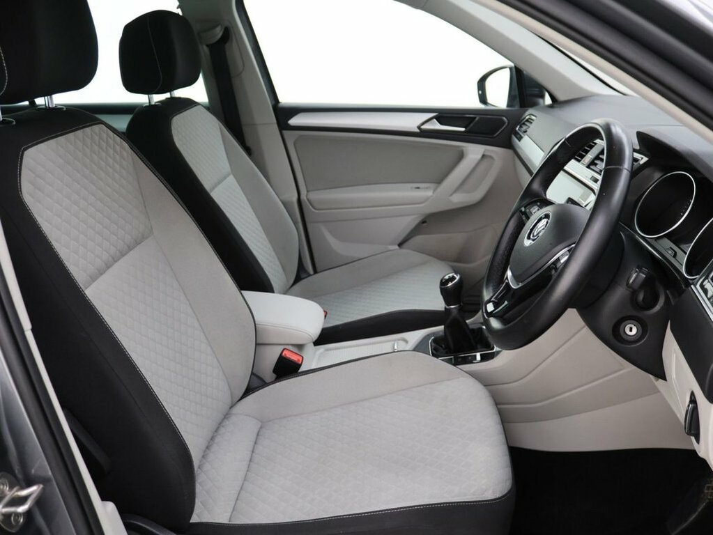 Volkswagen Tiguan 1.4L Se Navigation YY18NZV Grey #2