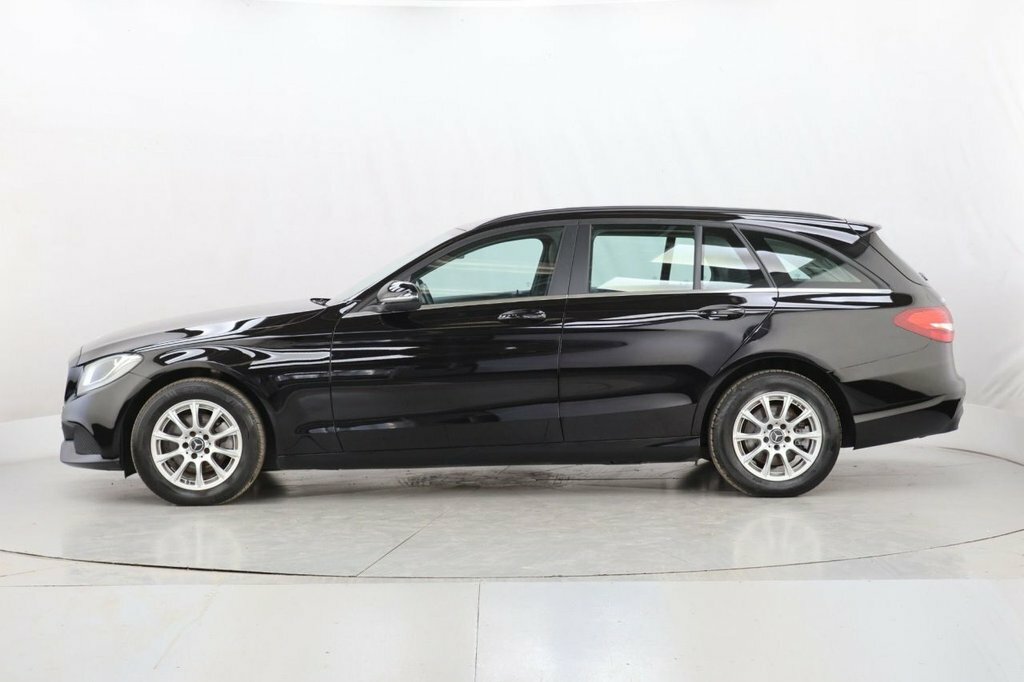 Mercedes-Benz C Class 1.6L Se Black #4