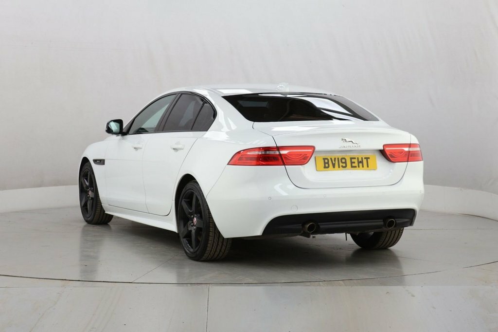 Jaguar XE 2L R-sport BV19EHT White #5