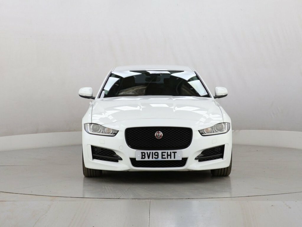 Jaguar XE 2L R-sport BV19EHT White #2