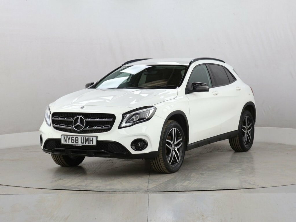 Mercedes-Benz GLA Class 1.6L Urban Edition NY68UMH White #4