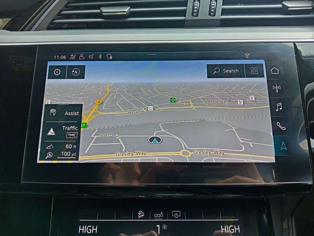 Audi E-tron Suv SO69HMC Black #6