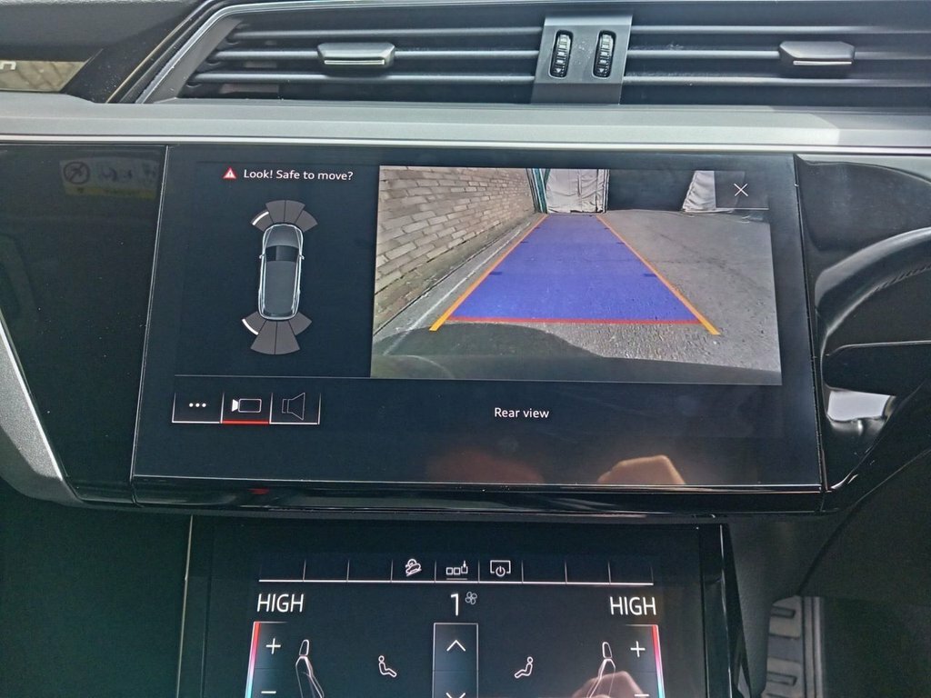 Audi E-tron Suv SO69HMC Black #2