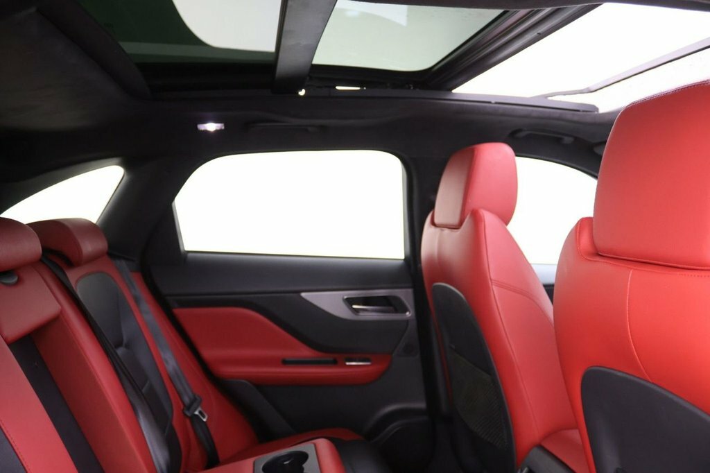 Jaguar F-Pace 3L S Black