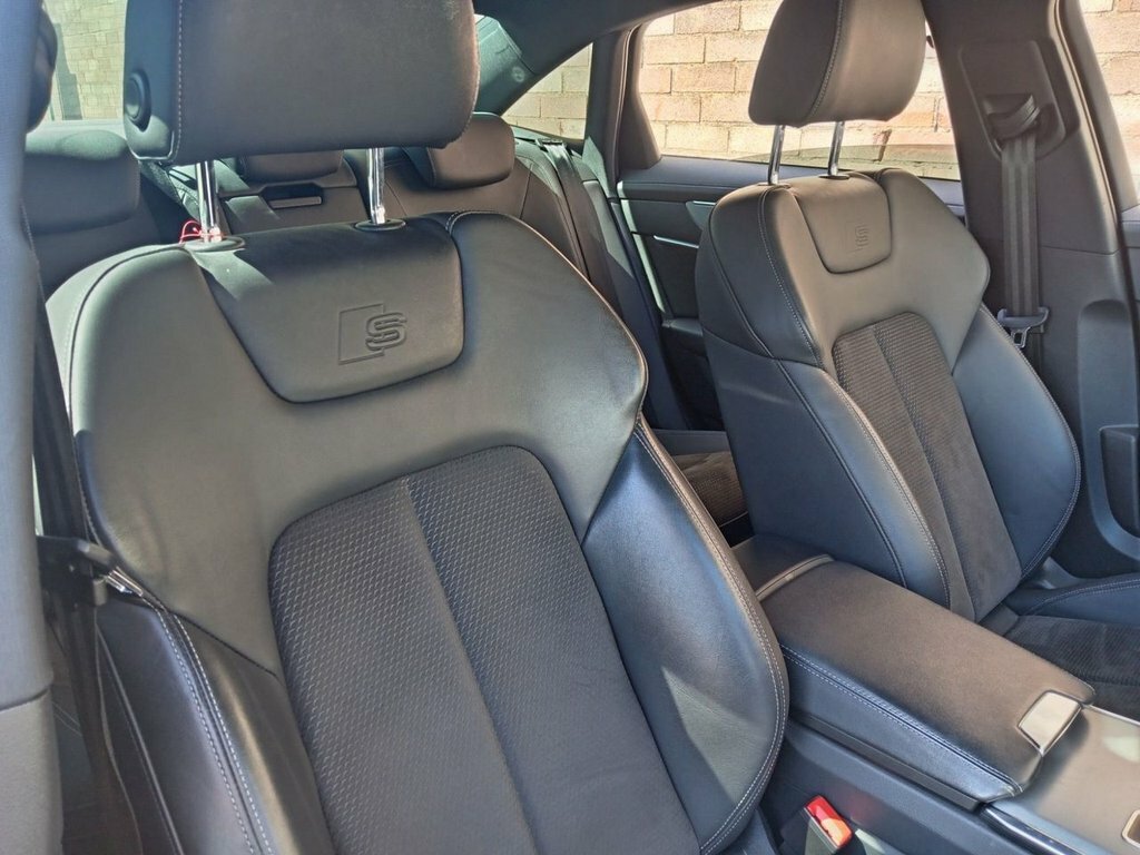 Audi A6 Saloon 2L Black Edition GV21YWN Black #5