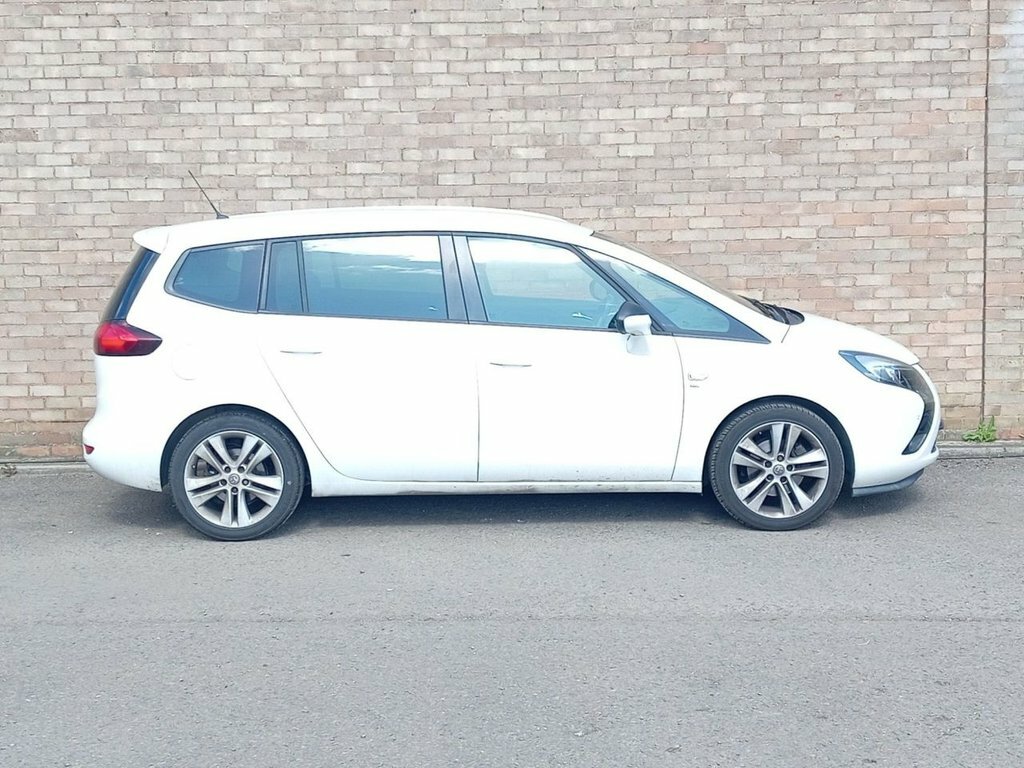Vauxhall Zafira Tourer 1.6L Sri YJ16WFF White #2
