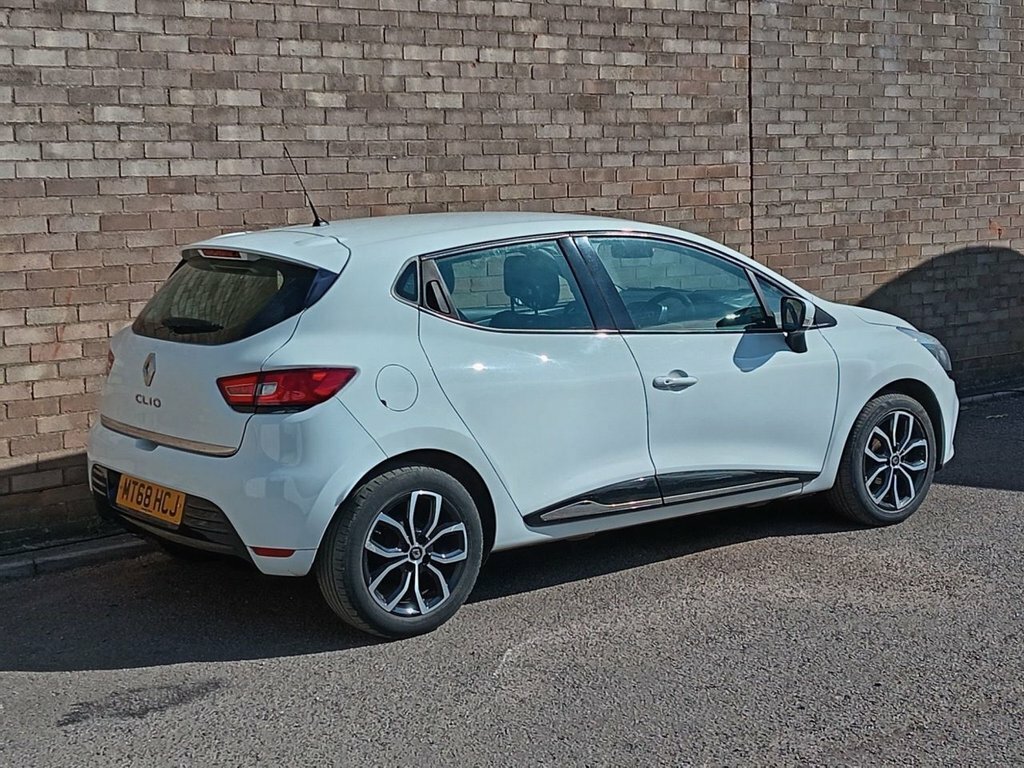 Renault Clio Hatchback MT68HCJ White #3