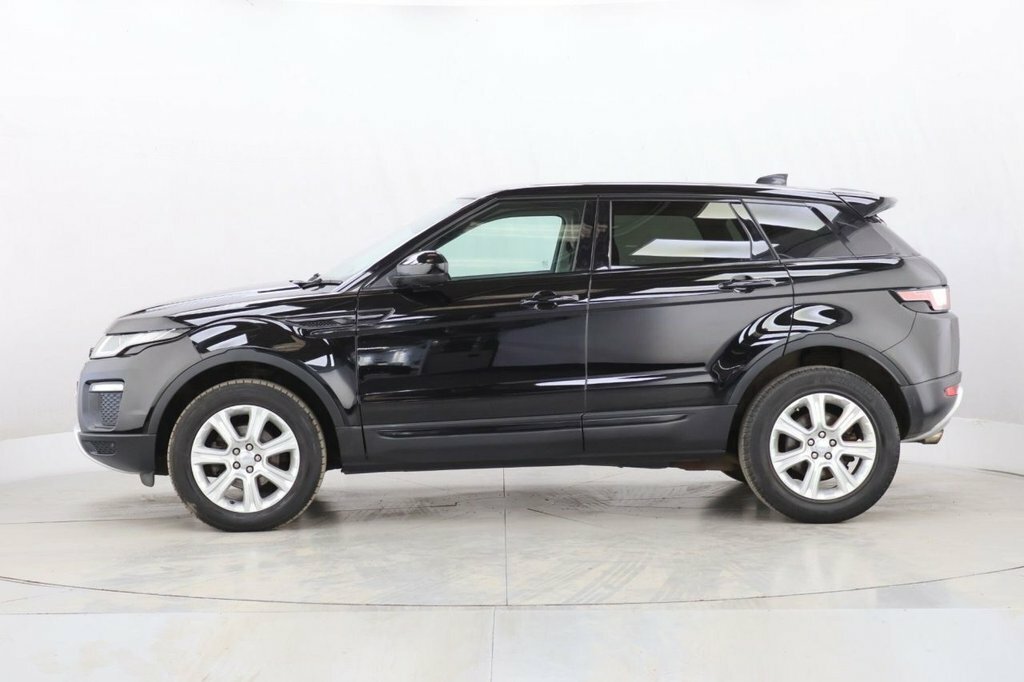 Land Rover Range Rover Evoque 2L Se Tech SV19LJZ Black #5