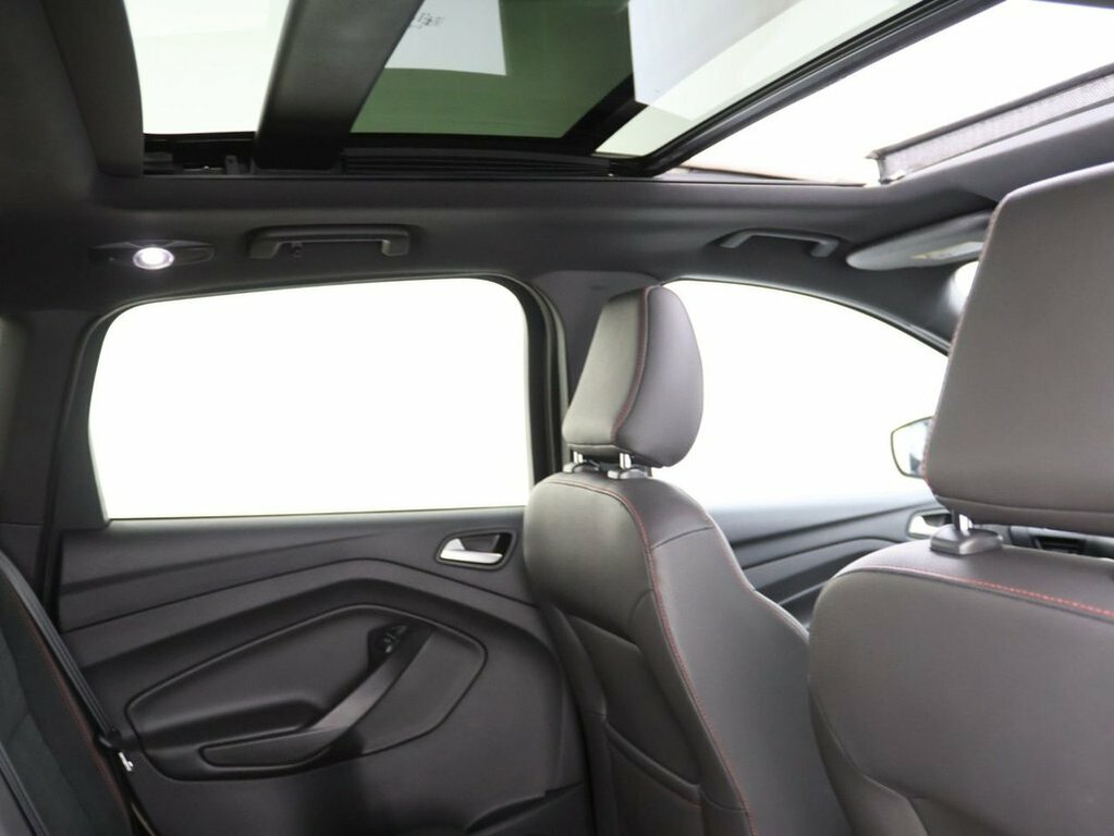 Ford Kuga 1.5L St-line Edition BD69VYA Silver