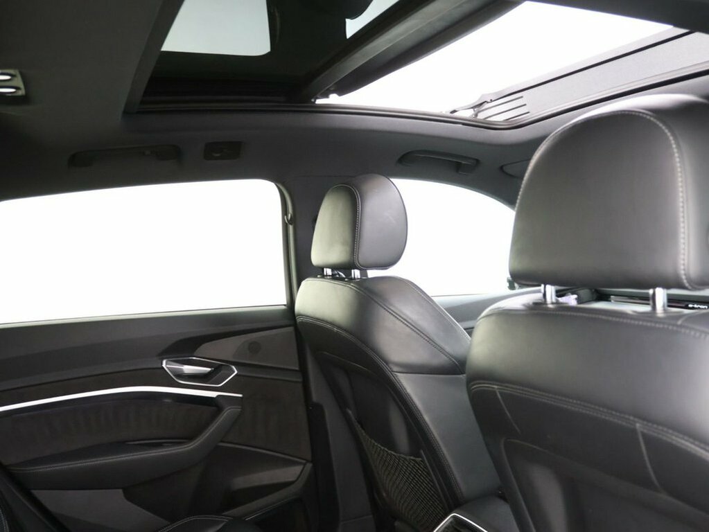 Audi E-tron Quattro Launch Edition KV20LTU Black #2