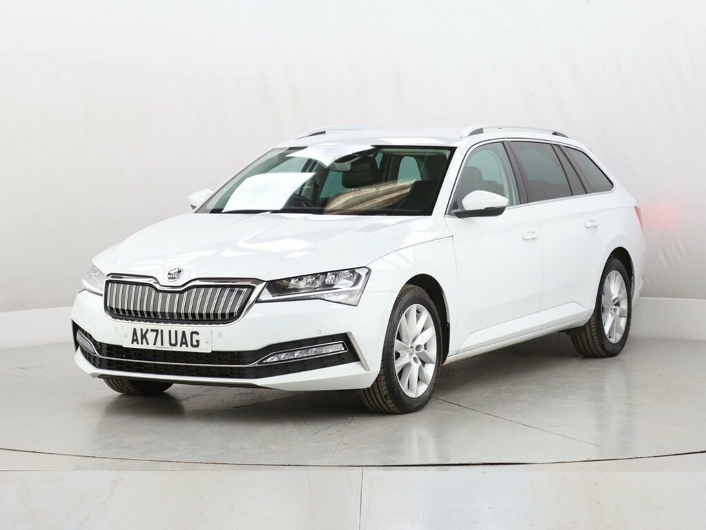 Skoda Superb 1.4L Se Technology AK71UAG White #4
