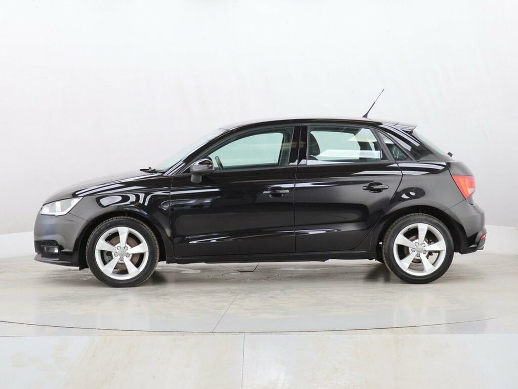 Audi A1 1L Sport LY67MYR Black #4