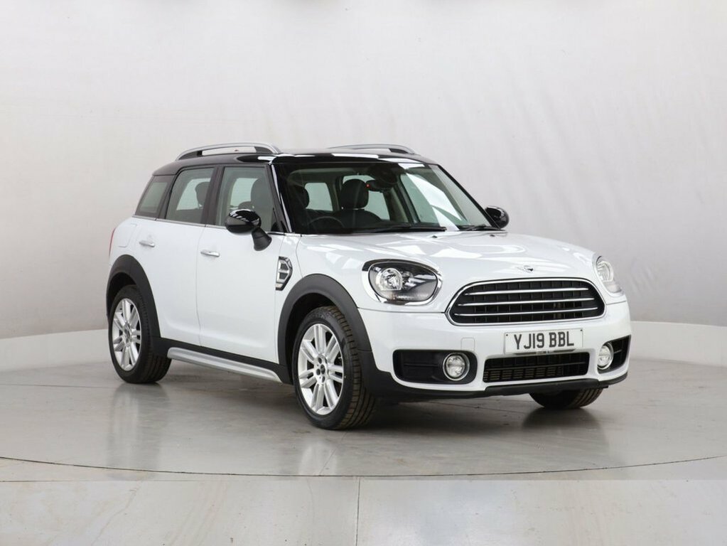 Mini Countryman 1.5L Cooper Exclusive YJ19BBL White #2