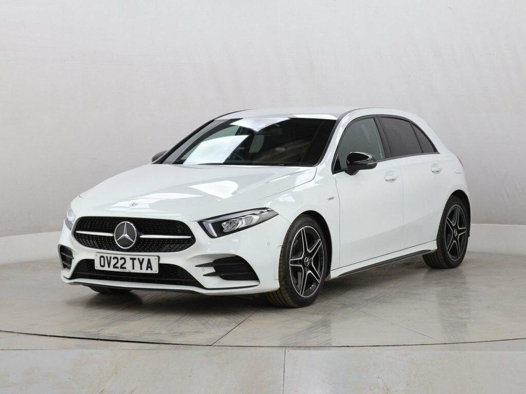 Mercedes-Benz A Class 2L Amg Line Edition OV22TYA White #3