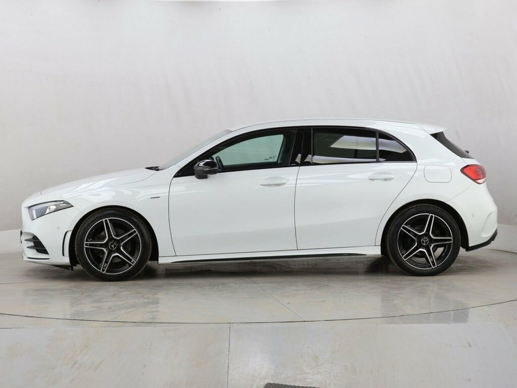 Mercedes-Benz A Class 2L Amg Line Edition OV22TYA White #4