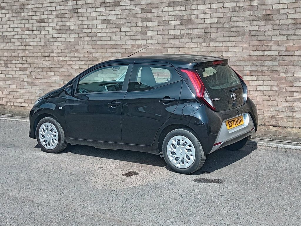 Toyota Aygo 1L X-play EF71UTP Black #4