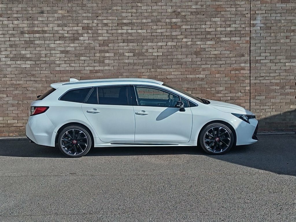 Toyota Corolla 2L Gr Sport SH22JGV White #3