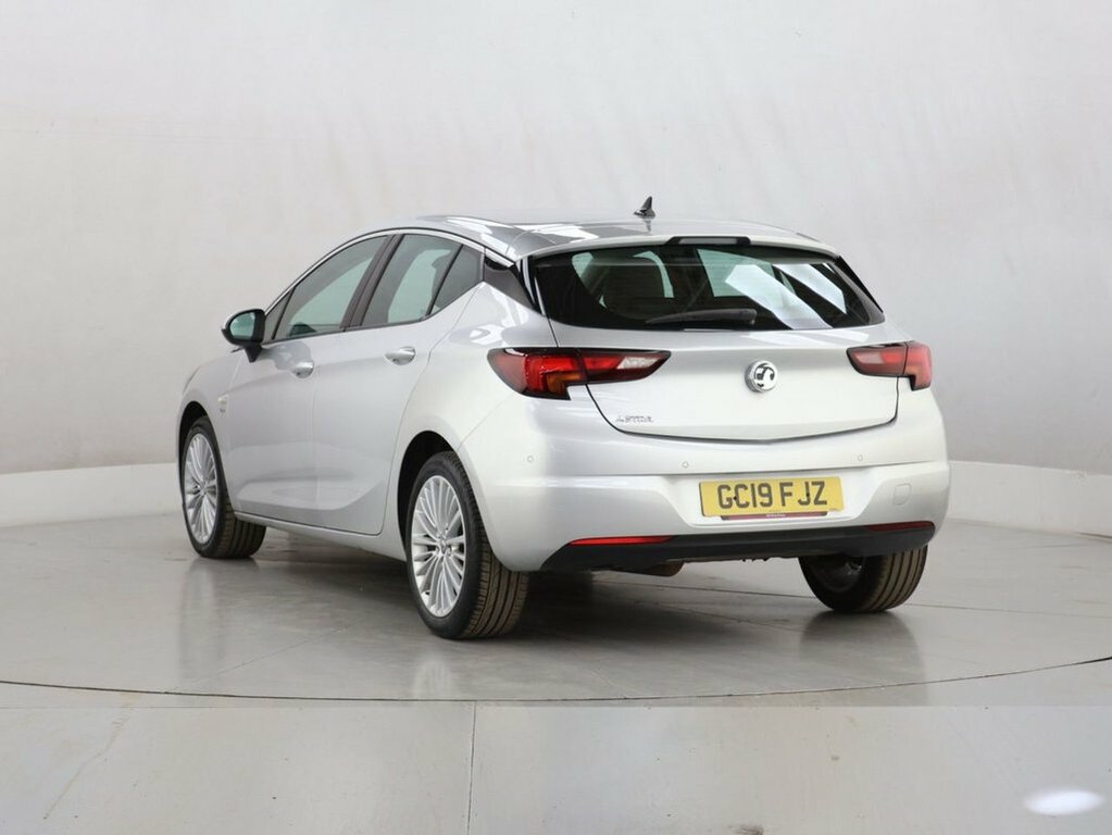 Vauxhall Astra 1L Elite Nav GC19FJZ Silver #5