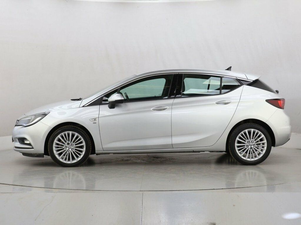 Vauxhall Astra 1L Elite Nav GC19FJZ Silver #4