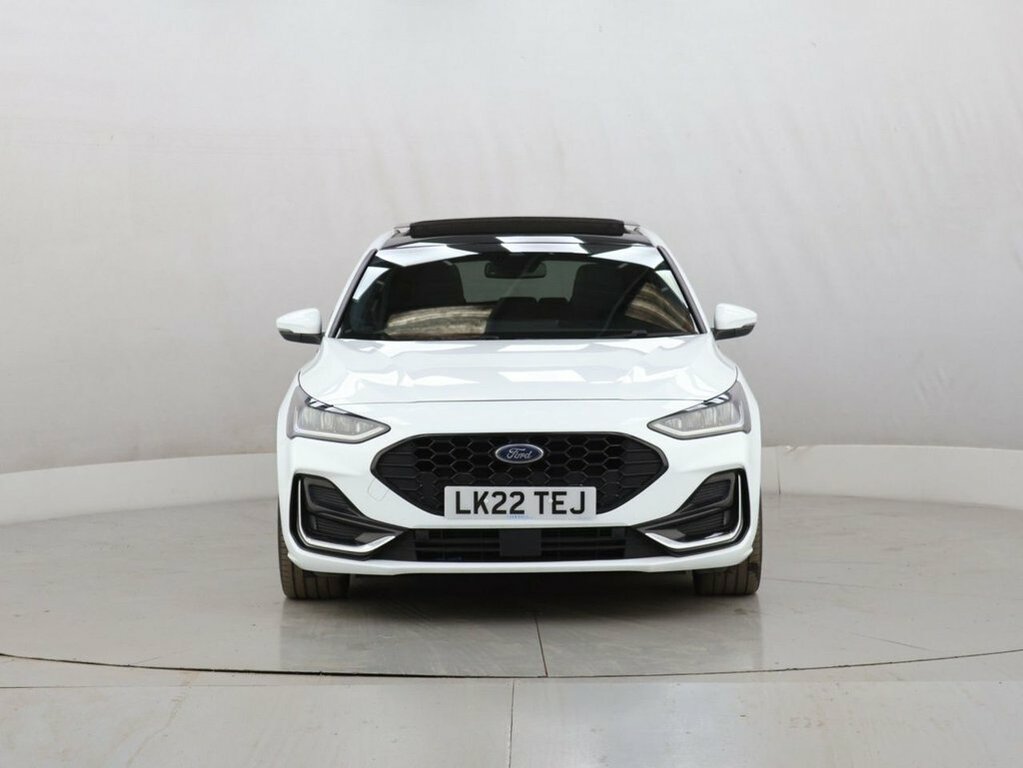 Ford Focus 1L St-line Vignale LK22TEJ White #4