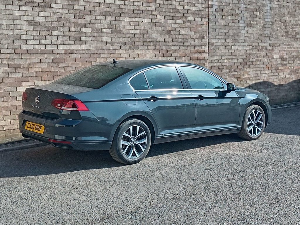 Volkswagen Passat 1.5L Sel Grey #3