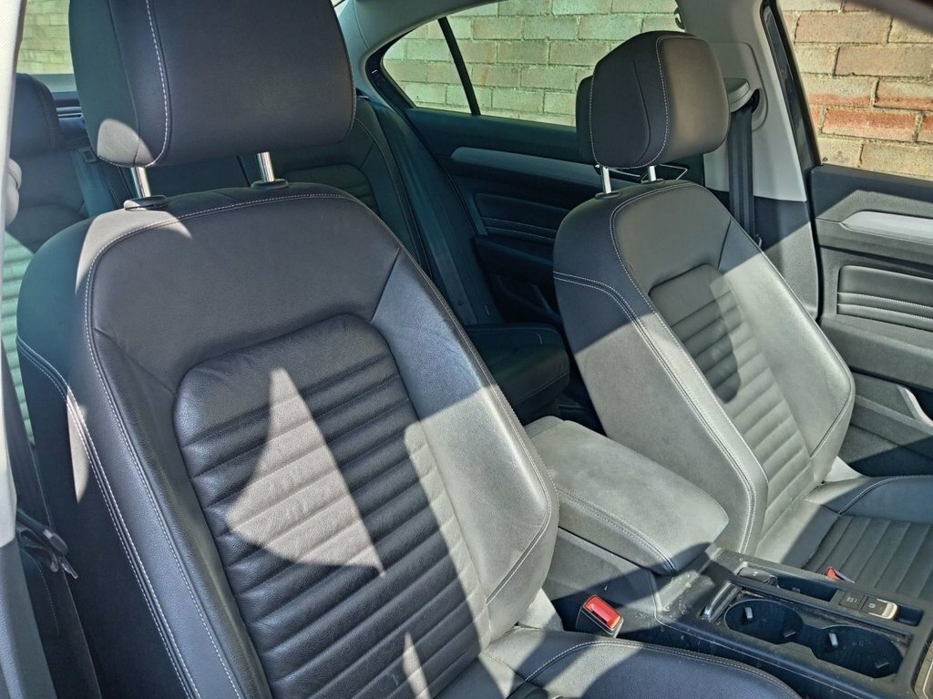 Volkswagen Passat 1.5L Sel Grey #4