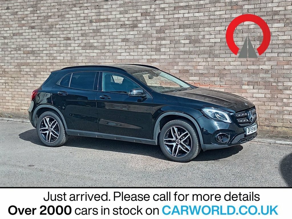 Mercedes-Benz GLA Class 1.6L Urban Edition Black