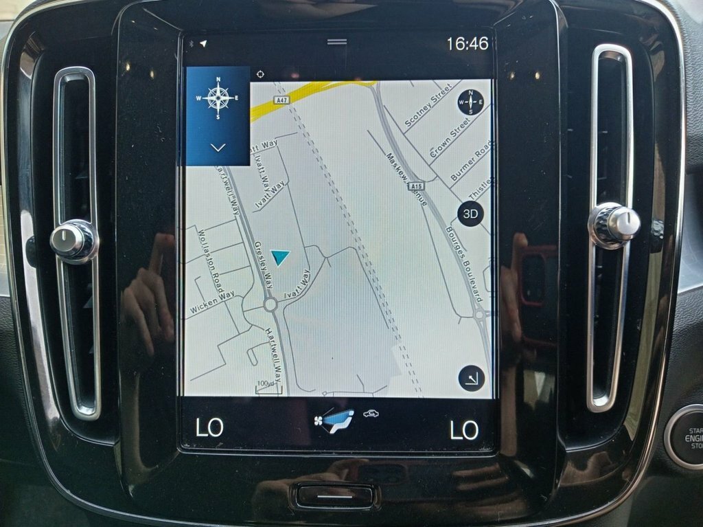 Volvo XC40 1.5L Momentum BD22AHG Black #5