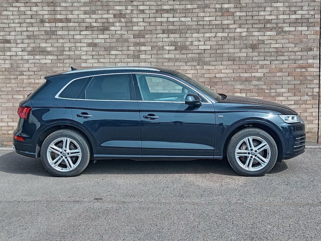 Audi Q5 2L S Line OY70XBC Blue #2