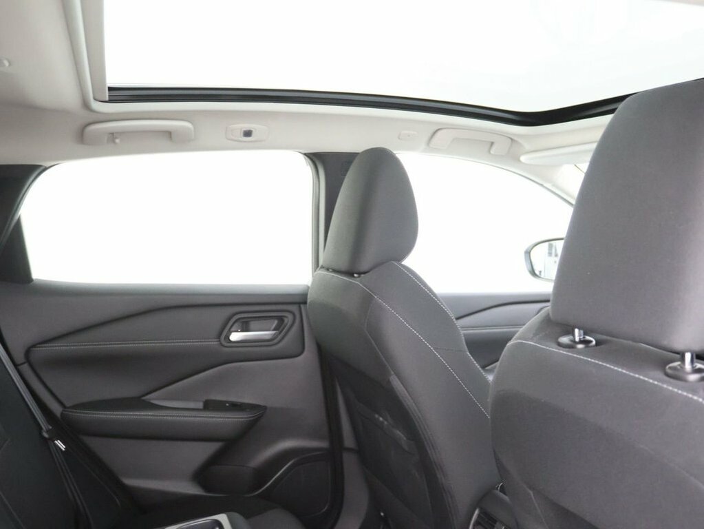 Nissan Qashqai 1.5L N-connecta YE24XZX White #2